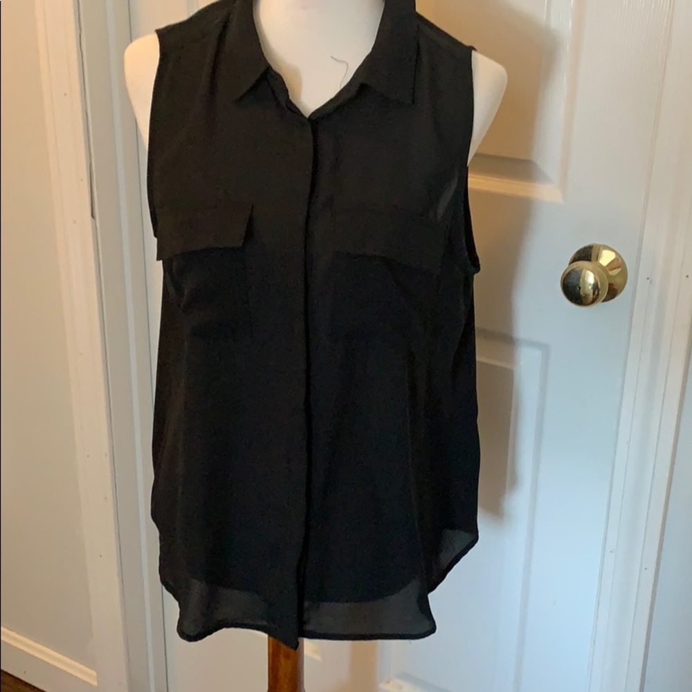Sheer black sleeveless button down top like new